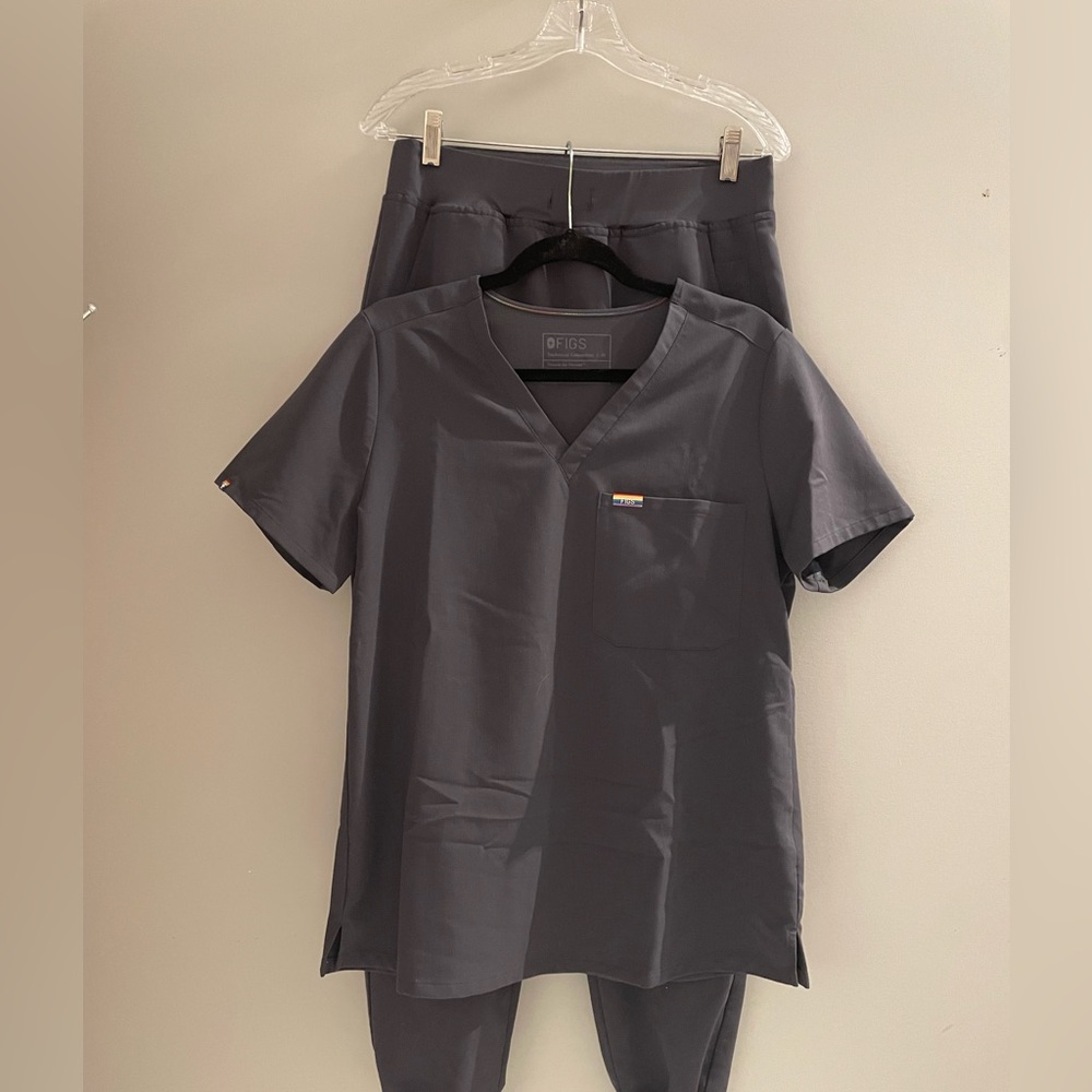 FIGS pride scrub set sz m charcoal zamora jogger catarina top technical